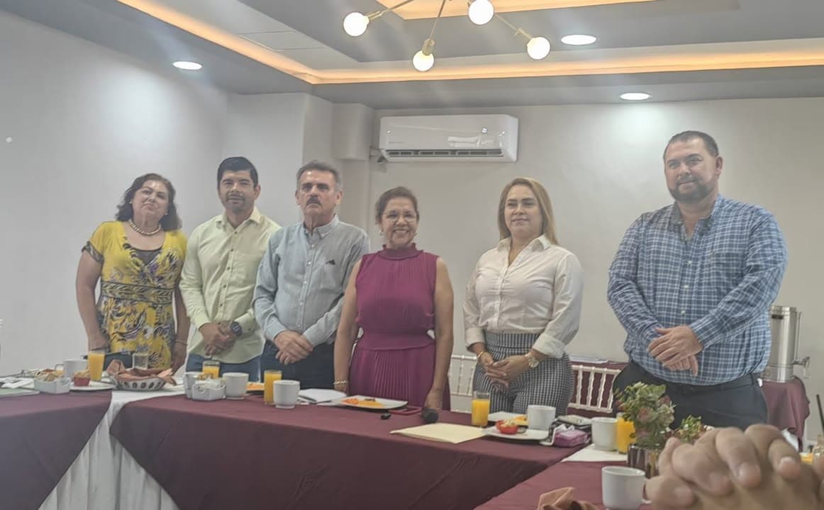 La salud en la niñez es mi prioridad: Olegaria Carrazco