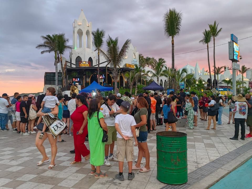 Mazatlán genera hasta 200 toneladas extra de basura en estas vacaciones de verano