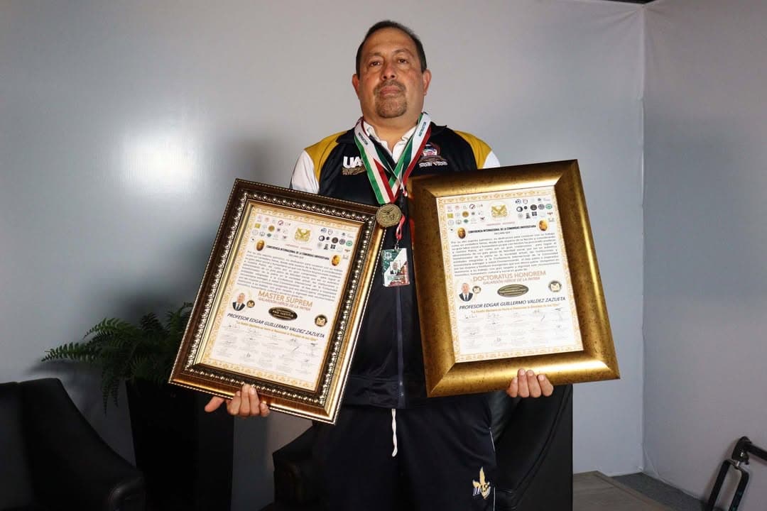 Édgar Guillermo Valdez, instructor de la Banda de Guerra y Escolta