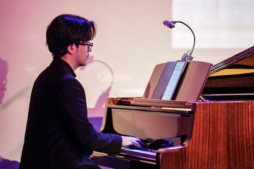 *Romanticismo y Pasión: Noel Osuna triunfa con "De Schumann a Ponce"