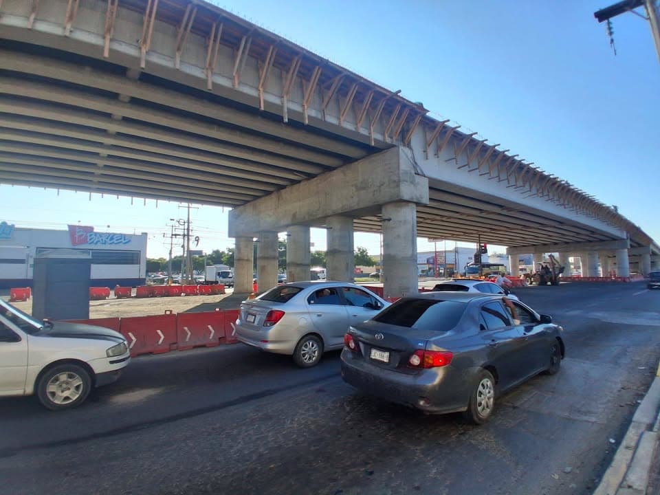 Reanudan construcción en el paso superior vehicular al norte de Mazatlán